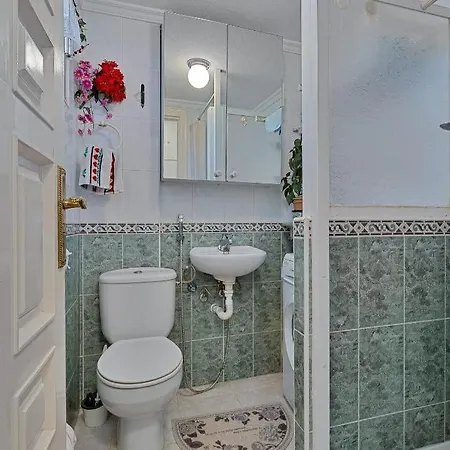 Bougainvillea 아파트