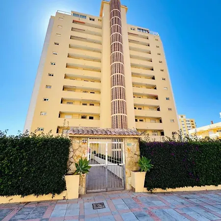 Bougainvillea Con Parking * Fuengirola